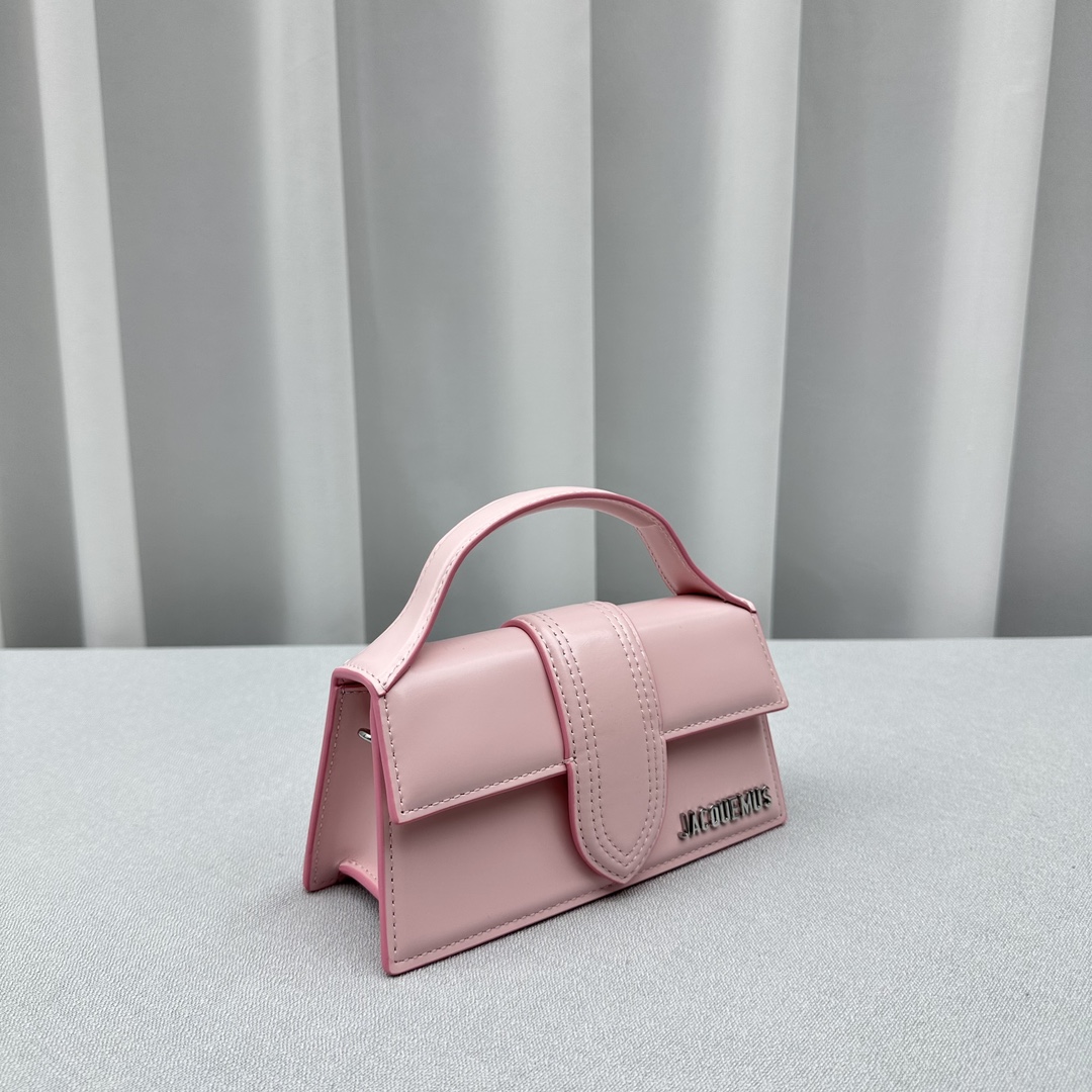 Jacquemus Satchel Bags